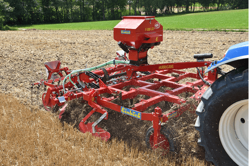 Travail du sol - Cultivateurs - Scalpeur - TAIFUN - HURRICANE
