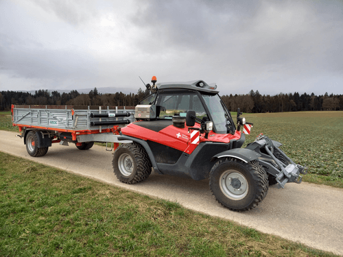Entretien - Equipement entretien - Tracteur de pente porte outils TERRATRAC TT 