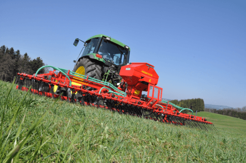 Entretien - Herse prairie, herse étrille - Entretien prairie,  herse, régénérateur et peigne à gazon