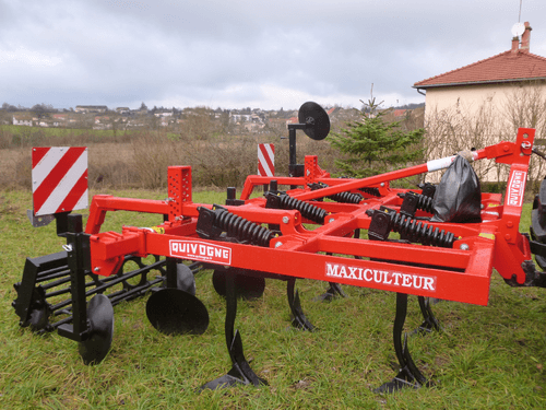 Travail du sol - Outils à dents - Déchaumeur à dents porté MAXICULTEUR