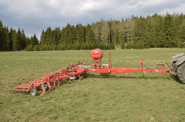 Entretien - Herse prairie, herse étrille - Entretien prairie,  herse, régénérateur et peigne à gazon