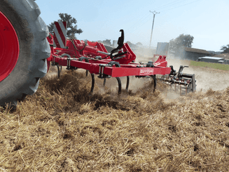 Travail du sol - Outils à dents - Cultivateur Canadien CLR 35 5 m