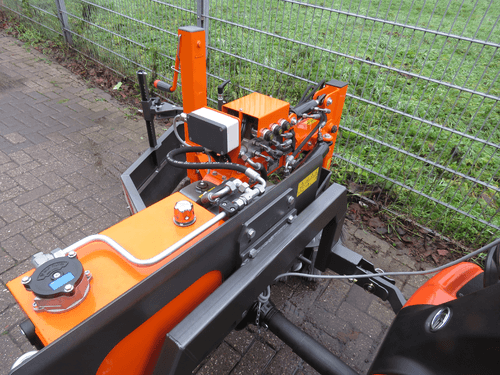 Autre - Divers Motoculture - Brosse de désherbage pour tracteurs et tondeuses frontales UB 6080 M-H